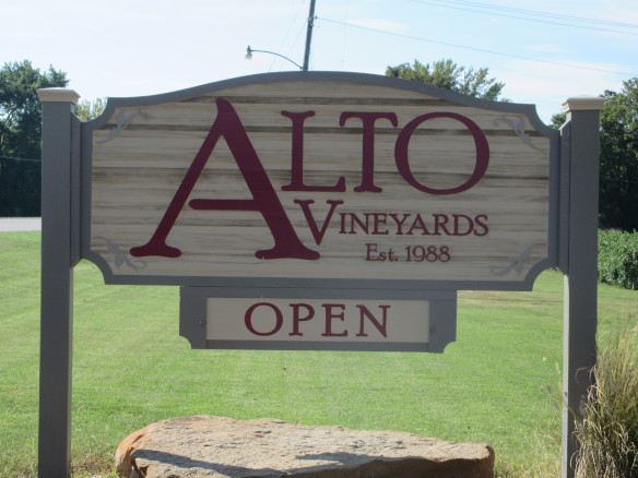 Alto Vineyard Sign