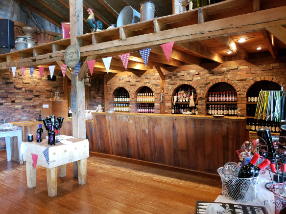 Cameo Winery Bar