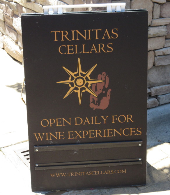 Trinitas Sign