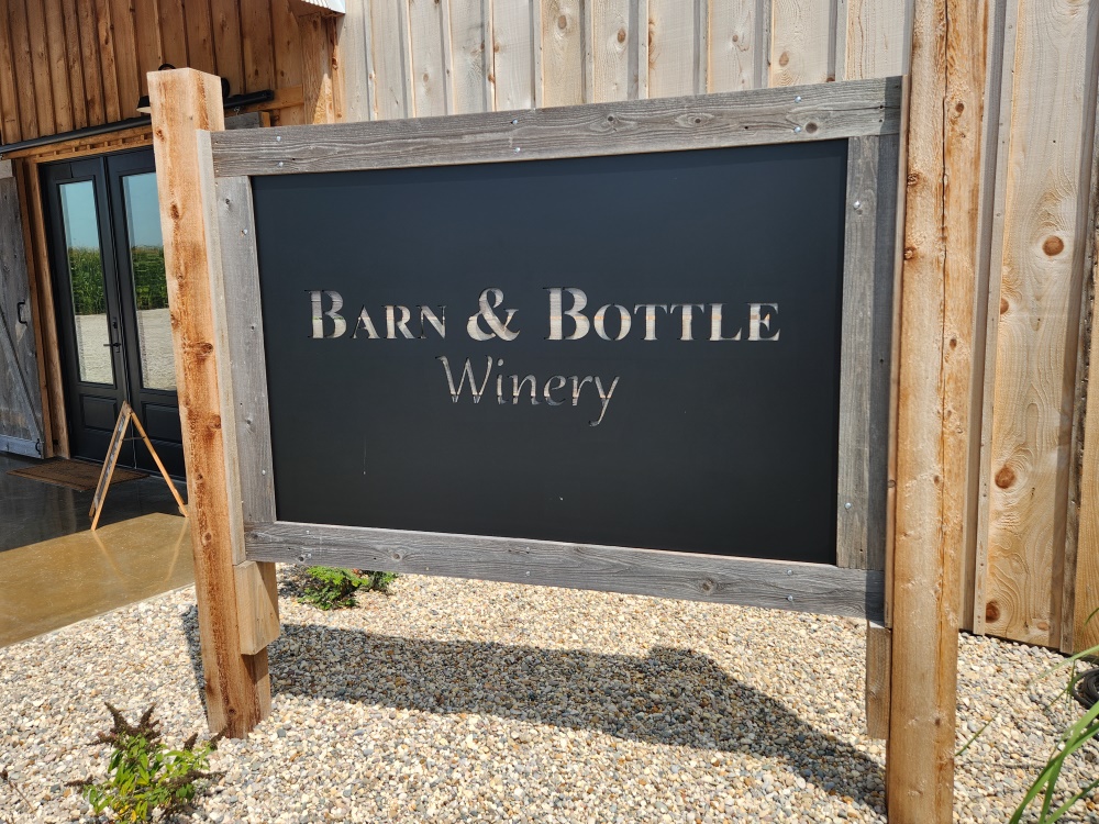 Barn & Barrel Sign